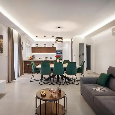 Aurum With A Sea View *