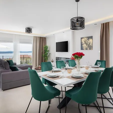 Villa Aurum With A Sea View *